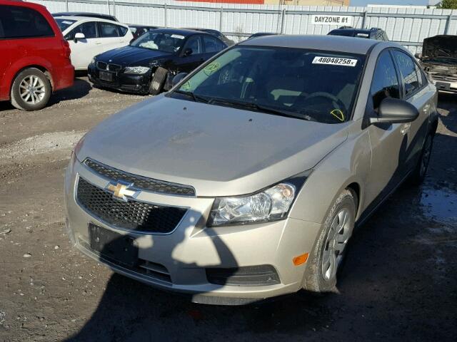 1G1PL5SH1D7236636 - 2013 CHEVROLET CRUZE LS BEIGE photo 2