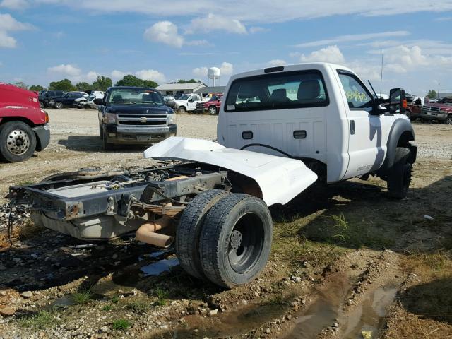 1FDUF5HY6GEB19252 - 2016 FORD F550 SUPER WHITE photo 4