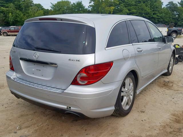 4JGCB65E58A070092 - 2008 MERCEDES-BENZ R 350 SILVER photo 4