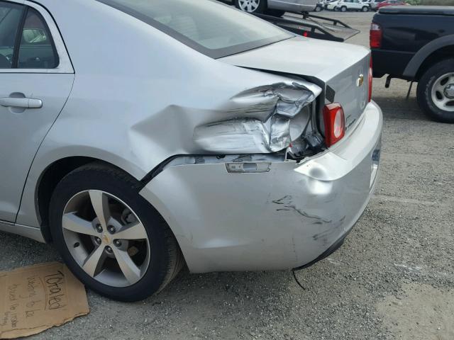 1G1ZC5E18BF249958 - 2011 CHEVROLET MALIBU 1LT 银色 照片 9