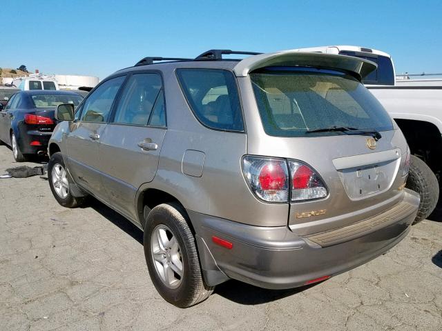 JTJHF10U920252291 - 2002 LEXUS RX 300 GOLD photo 3