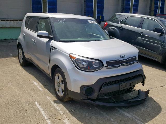 KNDJN2A25J7610941 - 2018 KIA SOUL SILVER photo 1