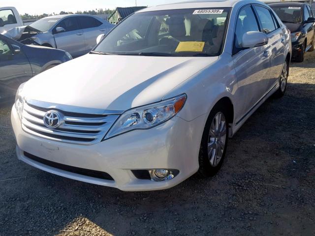 4T1BK3DB7CU461169 - 2012 TOYOTA AVALON BAS WHITE photo 2