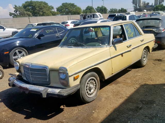 11511412049465 - 1976 MERCEDES-BENZ 300C YELLOW photo 2