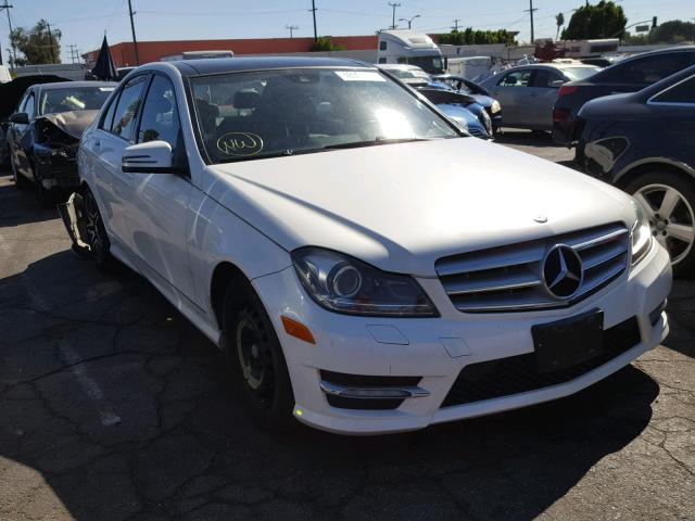 WDDGF4HB9DR248071 - 2013 MERCEDES-BENZ C 250 WHITE photo 1