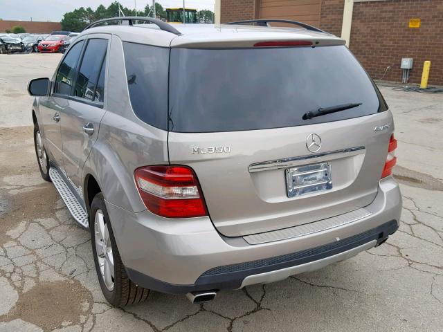 4JGBB86E99A450088 - 2009 MERCEDES-BENZ ML 350 SILVER photo 3