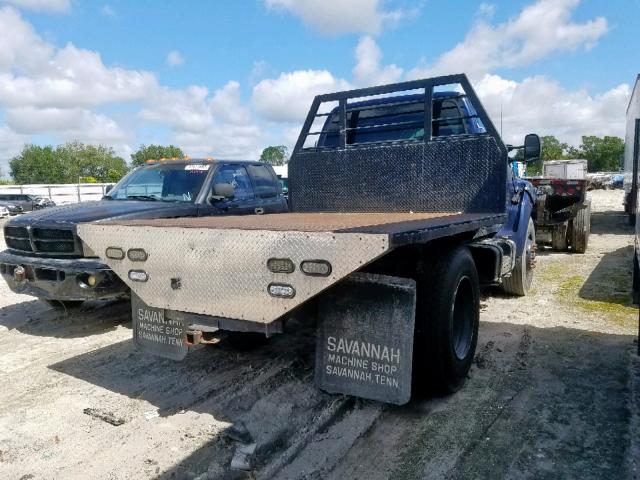 3FENF6543YMA00061 - 2000 FORD F650 SUPER BLUE photo 4