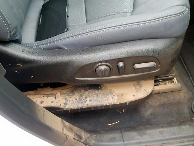 5GAEVAKW8KJ266217 - 2019 BUICK ENCLAVE ES WHITE photo 9