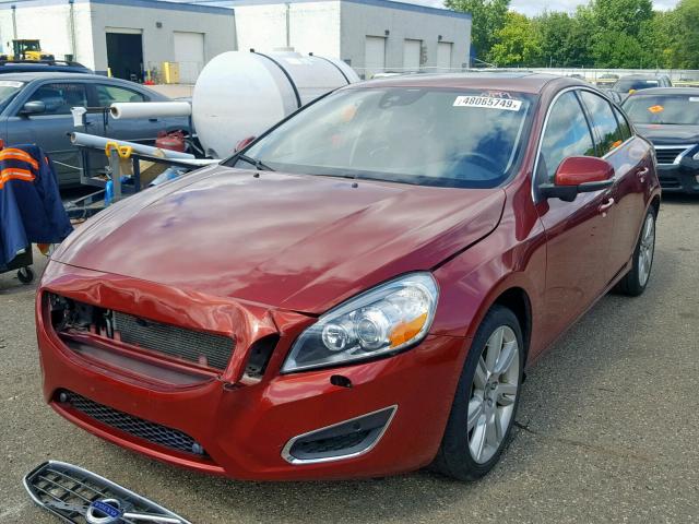 YV1902FH0D2188507 - 2013 VOLVO S60 T6 RED photo 2