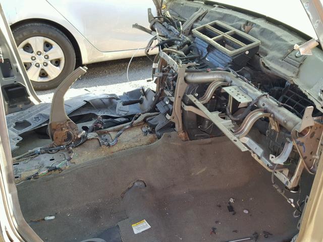 1J8HH48KX6C298520 - 2006 JEEP COMMANDER GOLD photo 5