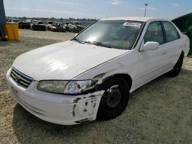JT2BF22K6Y0251966 - 2000 TOYOTA CAMRY CE WHITE photo 2
