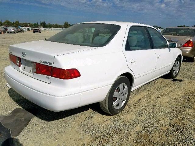 JT2BF22K6Y0251966 - 2000 TOYOTA CAMRY CE WHITE photo 4