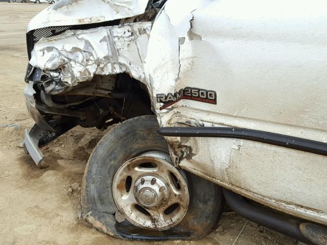 1B7KF23771J235602 - 2001 DODGE RAM 2500 WHITE photo 9