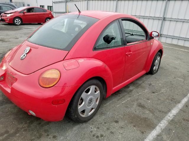 3VWCC21C3XM401846 - 1999 VOLKSWAGEN NEW BEETLE წითელი ფოტო 4