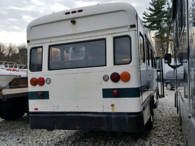 1BAGBCPH63F213469 - 2003 BLUE BIRD SCHOOL BUS WHITE photo 4