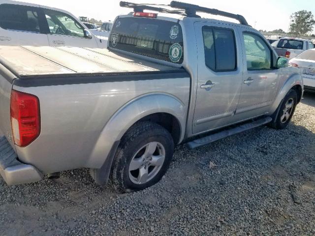 1N6AD07W15C417875 - 2005 NISSAN FRONTIER C SILVER photo 9