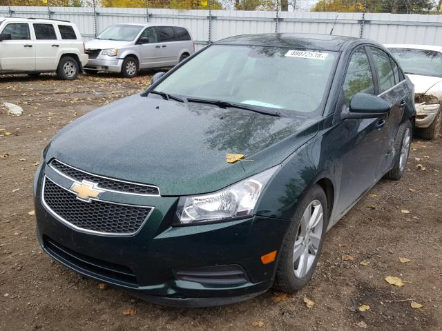 1G1P75SZ4E7254305 - 2014 CHEVROLET CRUZE GREEN photo 2