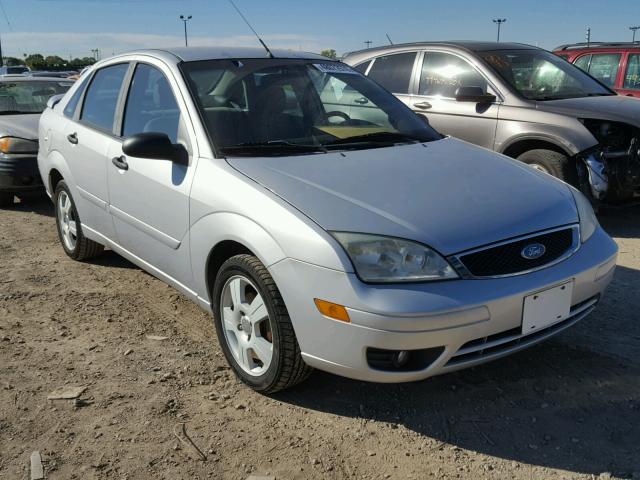 1FAFP34N77W190552 - 2007 FORD FOCUS ZX4 SILVER photo 1