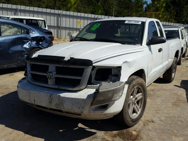 1D7HE32K08S602360 - 2008 DODGE DAKOTA SXT WHITE photo 2