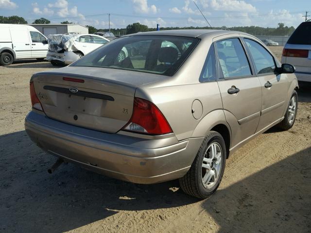 1FAFP34Z94W114135 - 2004 FORD FOCUS SE C GOLD photo 4