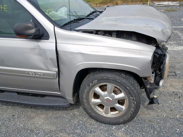 1GKDT13S842294855 - 2004 GMC ENVOY SILVER photo 9