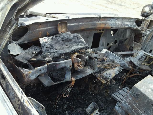 2FABP7BV7AX117783 - 2010 FORD CROWN VICT BURN photo 8