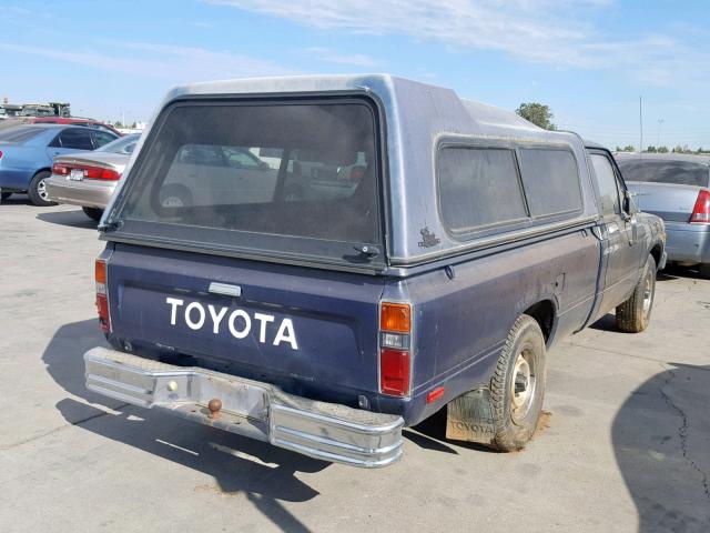 JT4RN44D4C0099228 - 1982 TOYOTA PICKUP / C BLUE photo 4