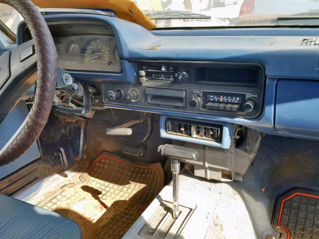 JT4RN44D4C0099228 - 1982 TOYOTA PICKUP / C BLUE photo 9