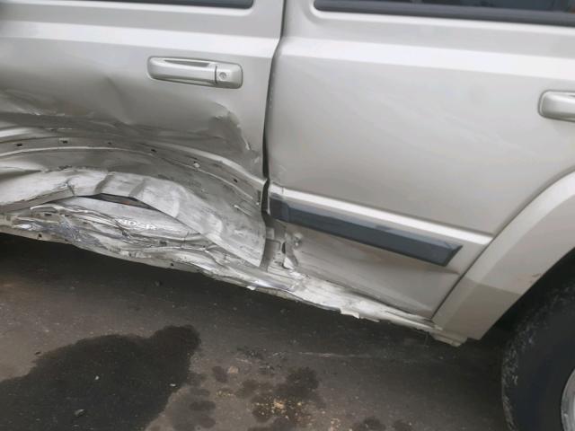 1J8HG48K87C624254 - 2007 JEEP COMMANDER BEIGE photo 10