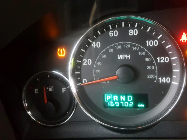 1J8HG48K87C624254 - 2007 JEEP COMMANDER BEIGE photo 8