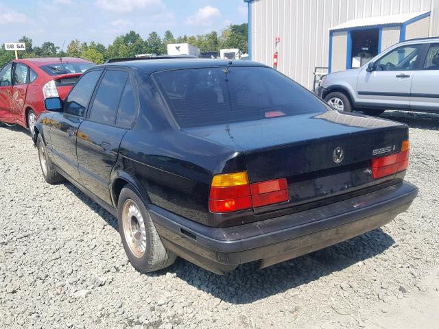 WBAHD5310NBF97106 - 1992 BMW 525 I BLACK photo 3