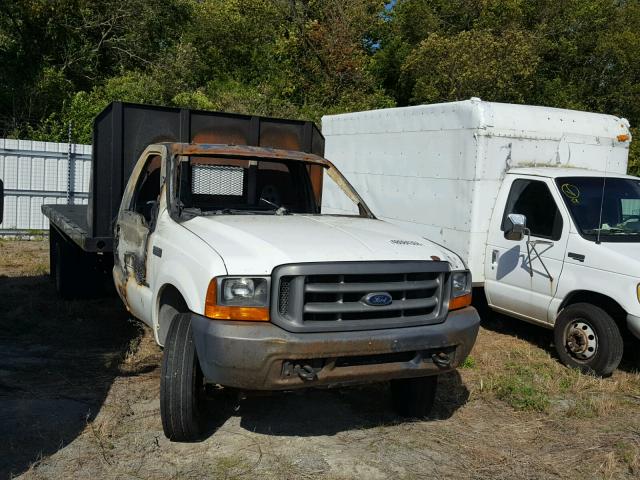 1FDAF56F81EA51645 - 2001 FORD F550 SUPER WHITE photo 1