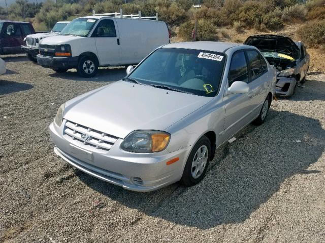 KMHCG45C33U483379 - 2003 HYUNDAI ACCENT GL SILVER photo 2