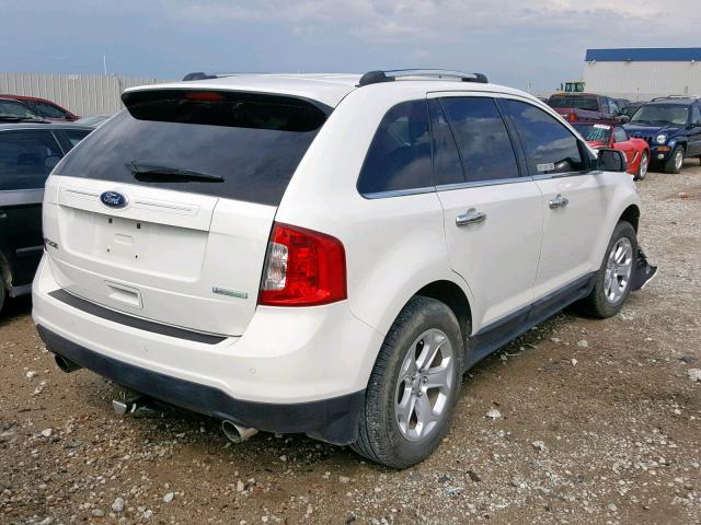 2FMDK3G97CBA07074 - 2012 FORD EDGE SE WHITE photo 4