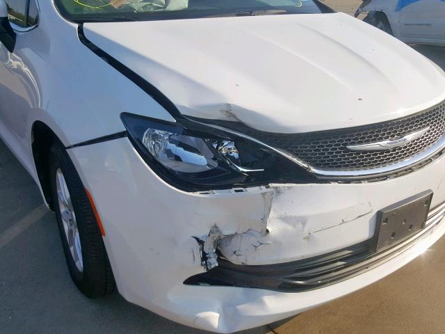 2C4RC1DG3JR148534 - 2018 CHRYSLER PACIFICA T WHITE photo 9