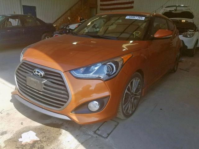 KMHTC6AEXGU296967 - 2016 HYUNDAI VELOSTER T ORANGE photo 2