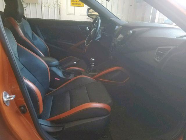 KMHTC6AEXGU296967 - 2016 HYUNDAI VELOSTER T ORANGE photo 5