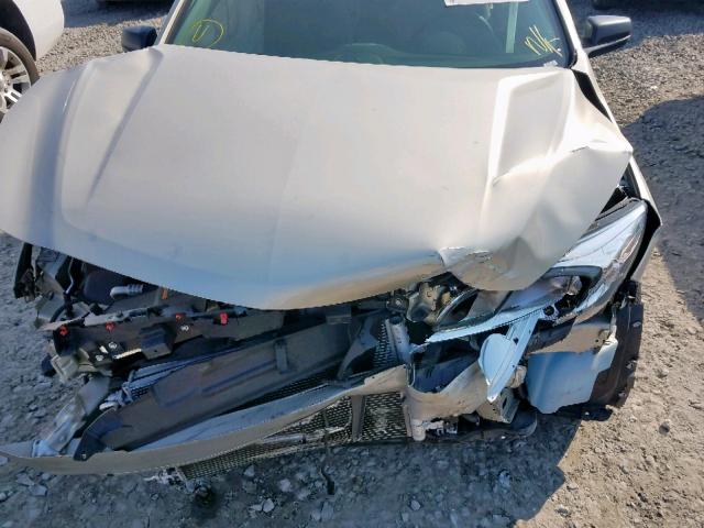 1G11B5SA8GF101076 - 2016 CHEVROLET MALIBU LIM 金色 照片 7