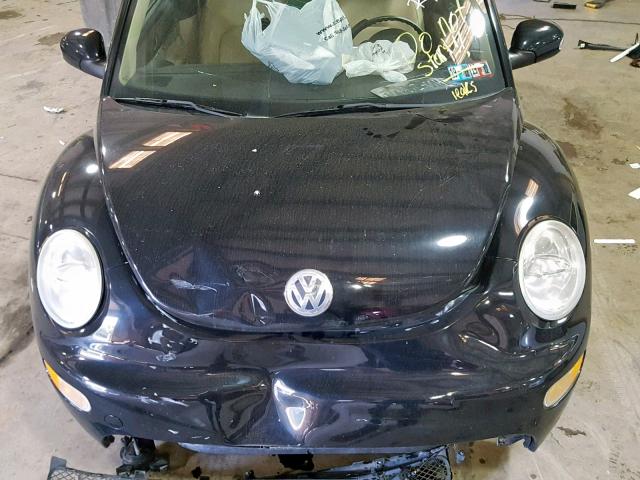 3VWCK21Y13M302645 - 2003 VOLKSWAGEN NEW BEETLE შავი ფოტო 7