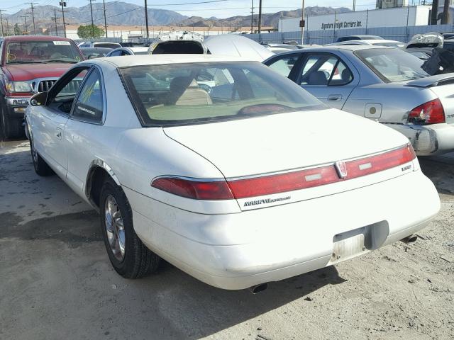 1LNLM91V5TY694735 - 1996 LINCOLN MARK VIII WHITE photo 3