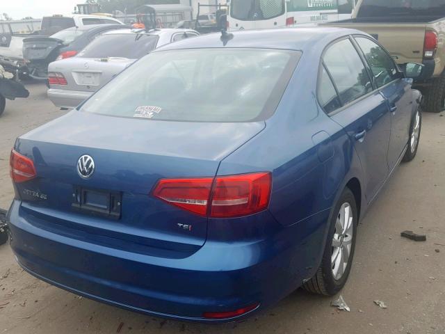 3VWD17AJ8FM309040 - 2015 VOLKSWAGEN JETTA SE BLUE photo 4