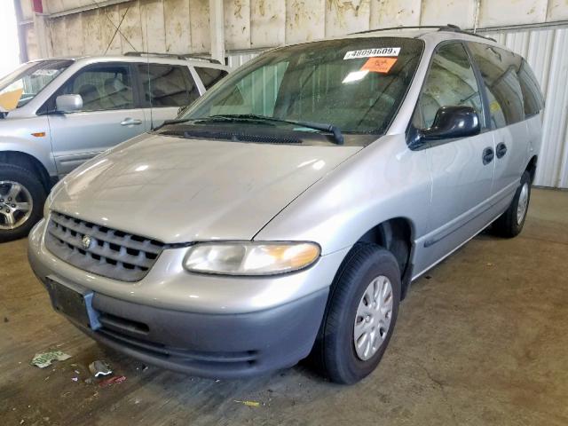 2P4FP25B6YR586311 - 2000 PLYMOUTH VOYAGER GRAY photo 2