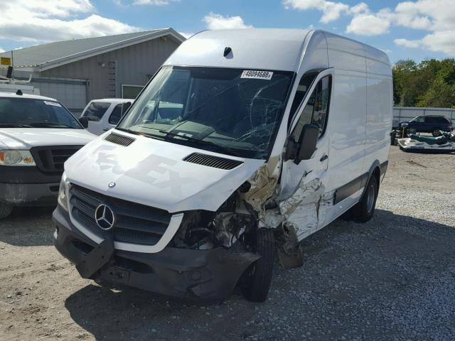 WD3PF3CC2FP157107 - 2015 MERCEDES-BENZ SPRINTER 3 WHITE photo 2