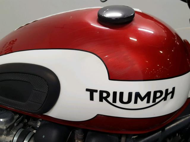 SMT900K1XFT700100 - 2015 TRIUMPH MOTORCYCLE BONNEVILLE RED photo 13