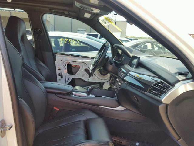 5YMKT6C57G0R77924 - 2016 BMW X5 M WHITE photo 5