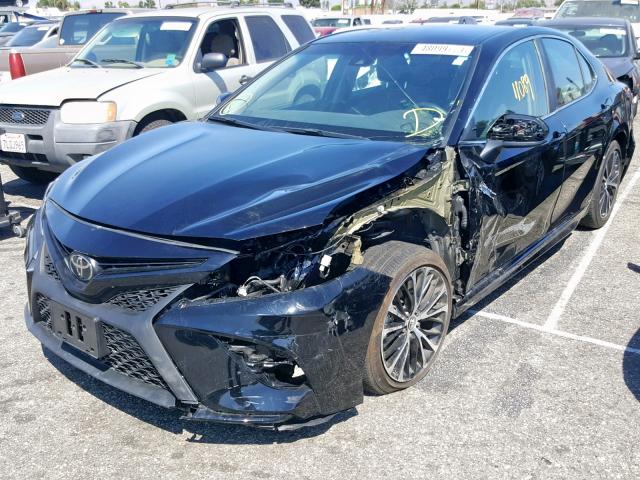 4T1B11HKXJU153606 - 2018 TOYOTA CAMRY L BLACK photo 2