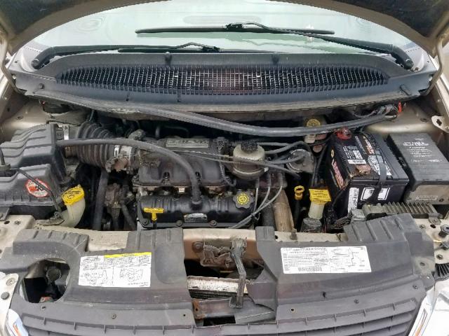 2C4GP54L13R121867 - 2003 CHRYSLER TOWN & COU BEIGE photo 7