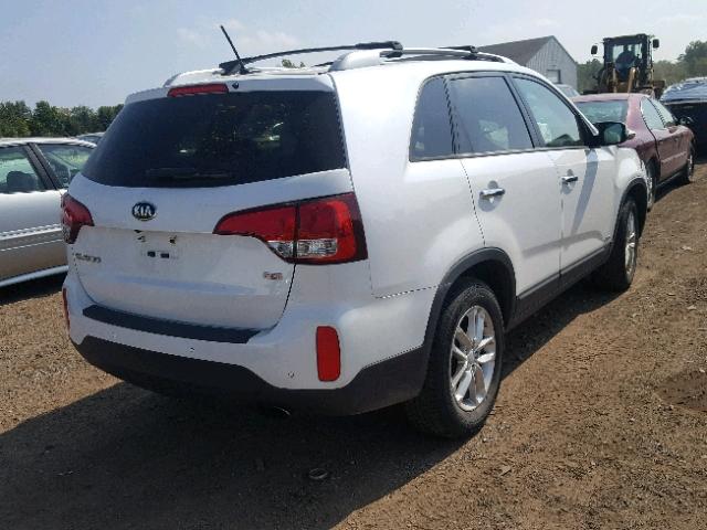 5XYKTDA61FG566990 - 2015 KIA SORENTO LX WHITE photo 4