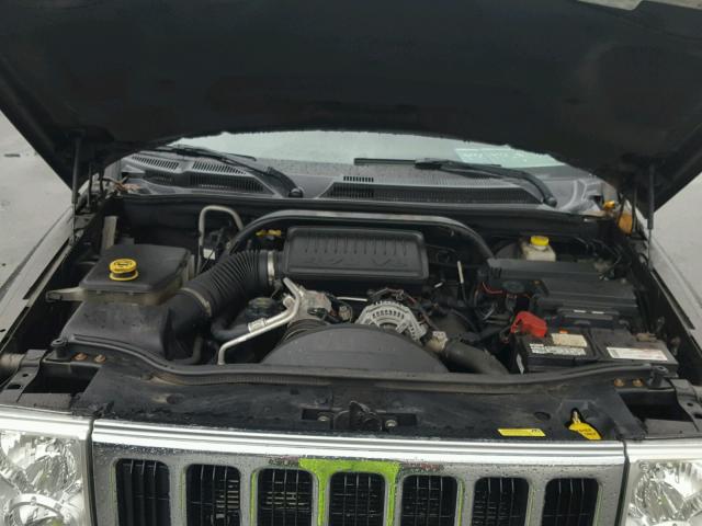 1J8HG58N66C337560 - 2006 JEEP COMMANDER GREEN photo 7