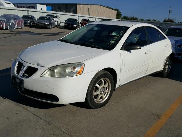 1G2ZF58B174193470 - 2007 PONTIAC G6 VALUE L WHITE photo 2